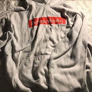 LIGHT PINK TRENDY HOODIE!